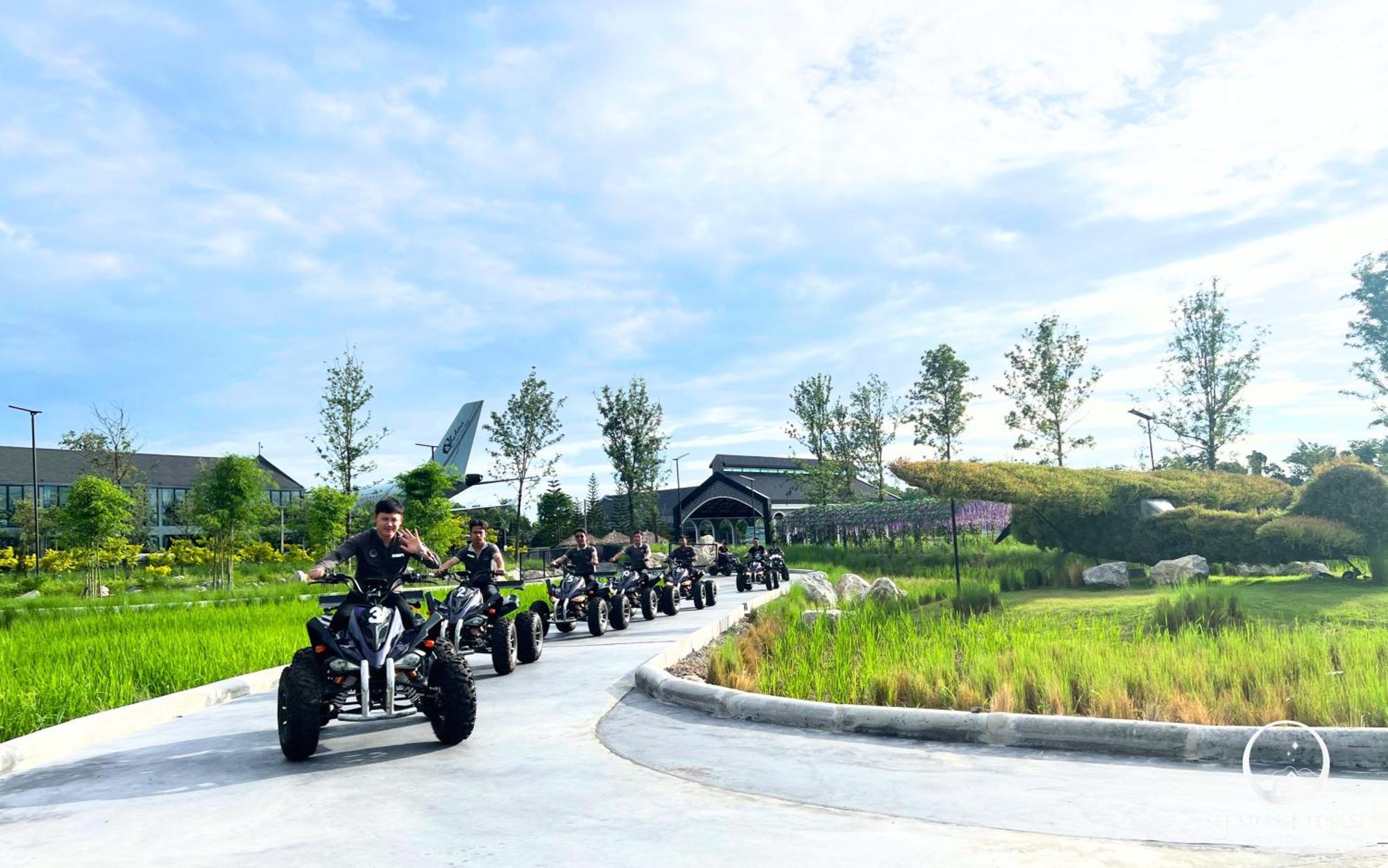 See Stars & Forest Resort Amphoe Sawang Daen Din Esterno foto