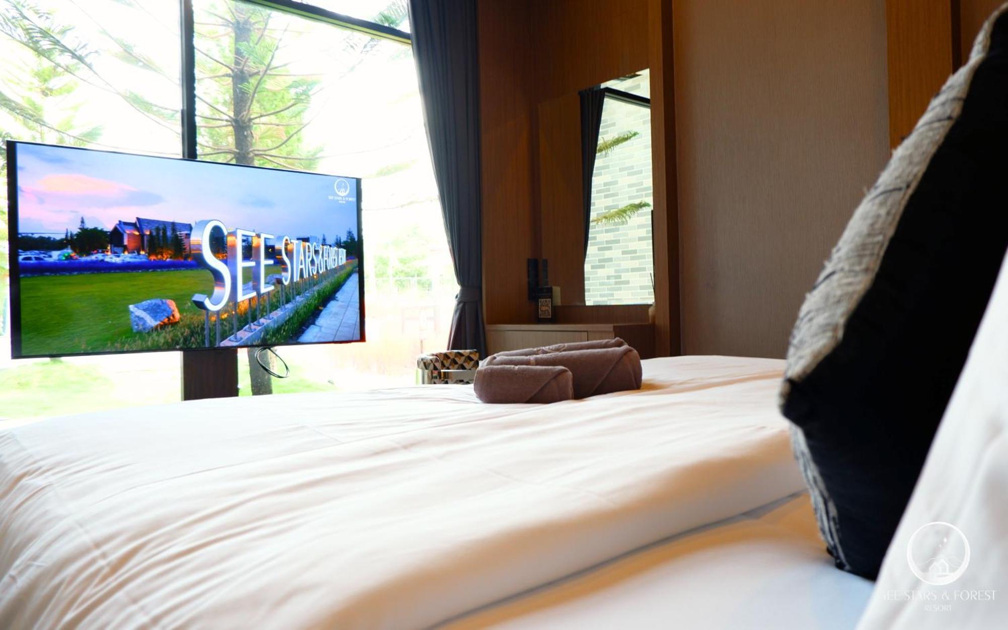 See Stars & Forest Resort Amphoe Sawang Daen Din Esterno foto