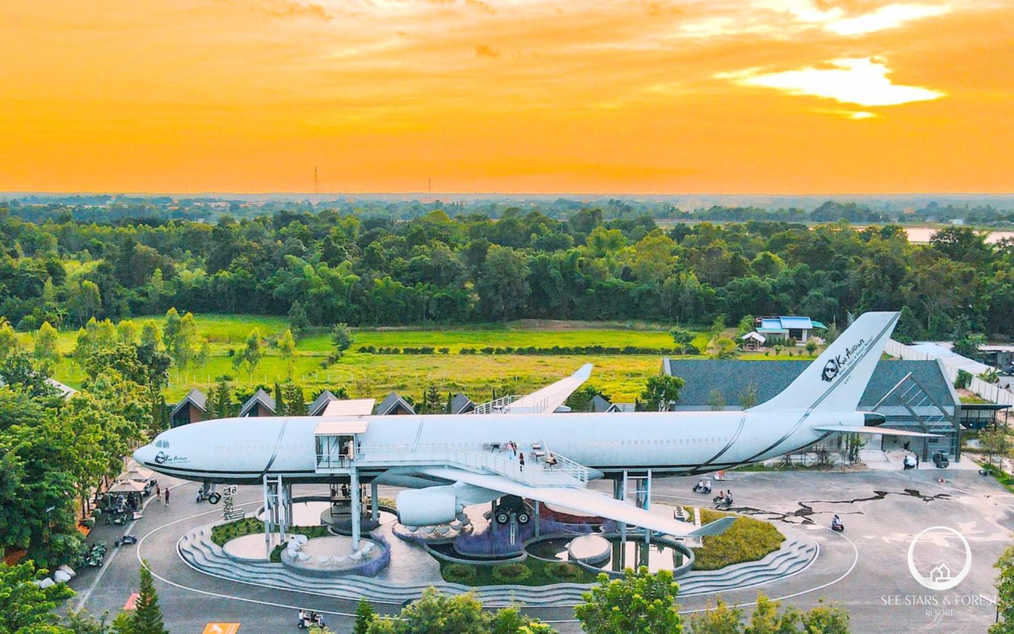 See Stars & Forest Resort Amphoe Sawang Daen Din Esterno foto